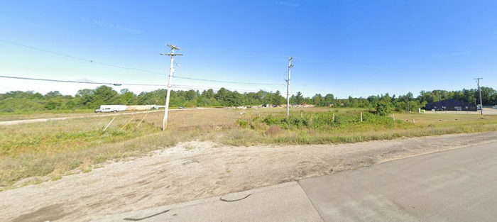 Loves Norland Motel - Now An Empty Lot (newer photo)